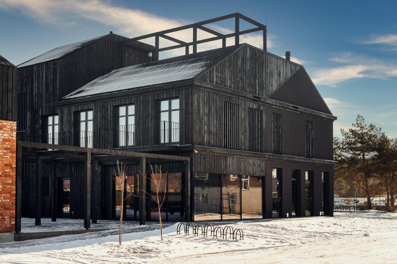 Otto Hotel & Sun Pāvilosta エクステリア 写真