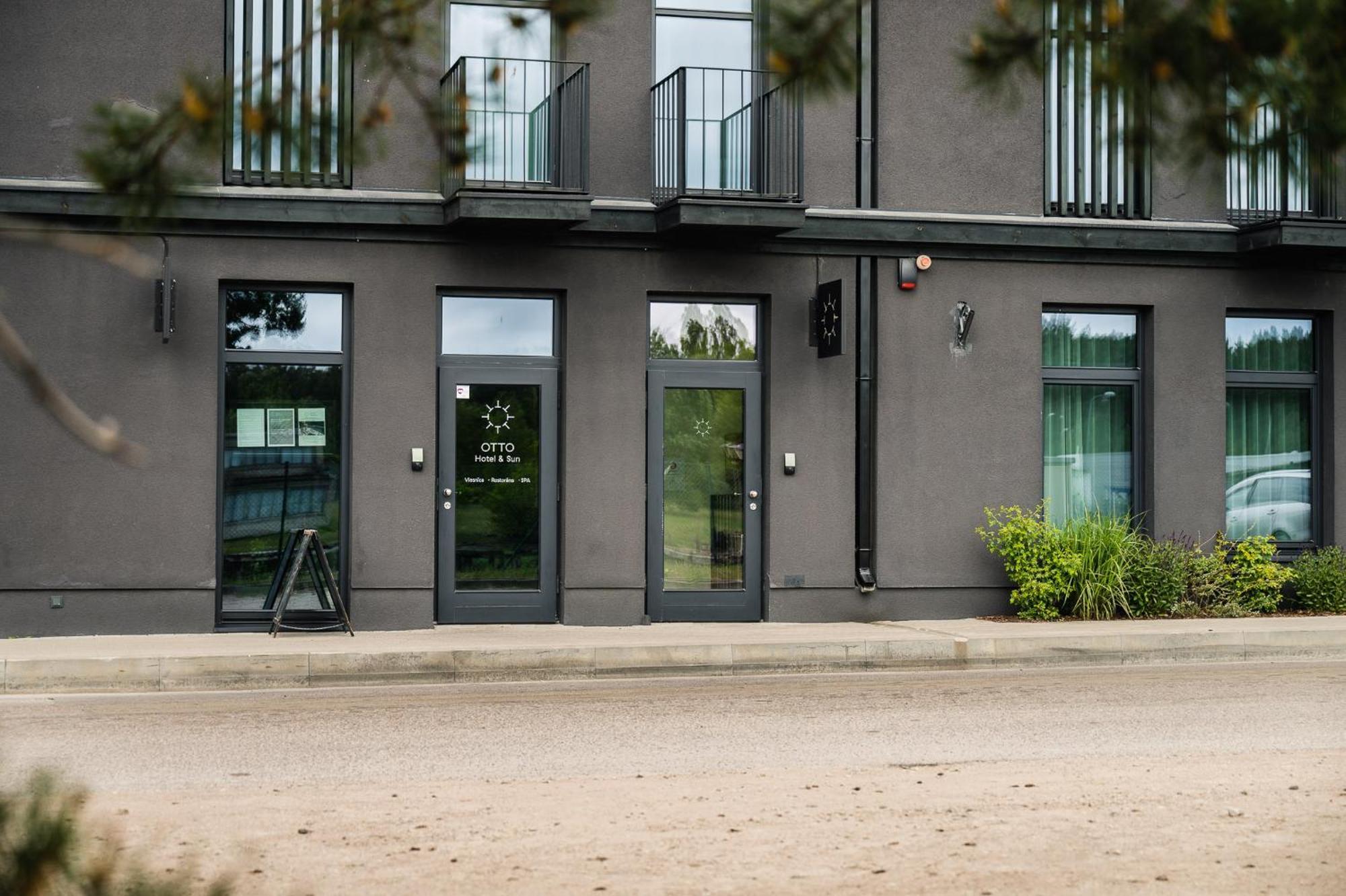 Otto Hotel & Sun Pāvilosta エクステリア 写真